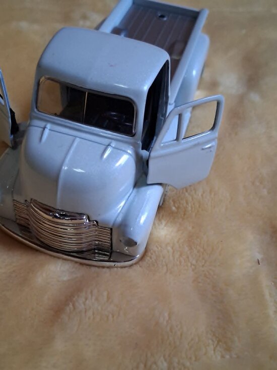 Jada Other - JADA-1952 CHEVY COE PICKUP-DIE CAST